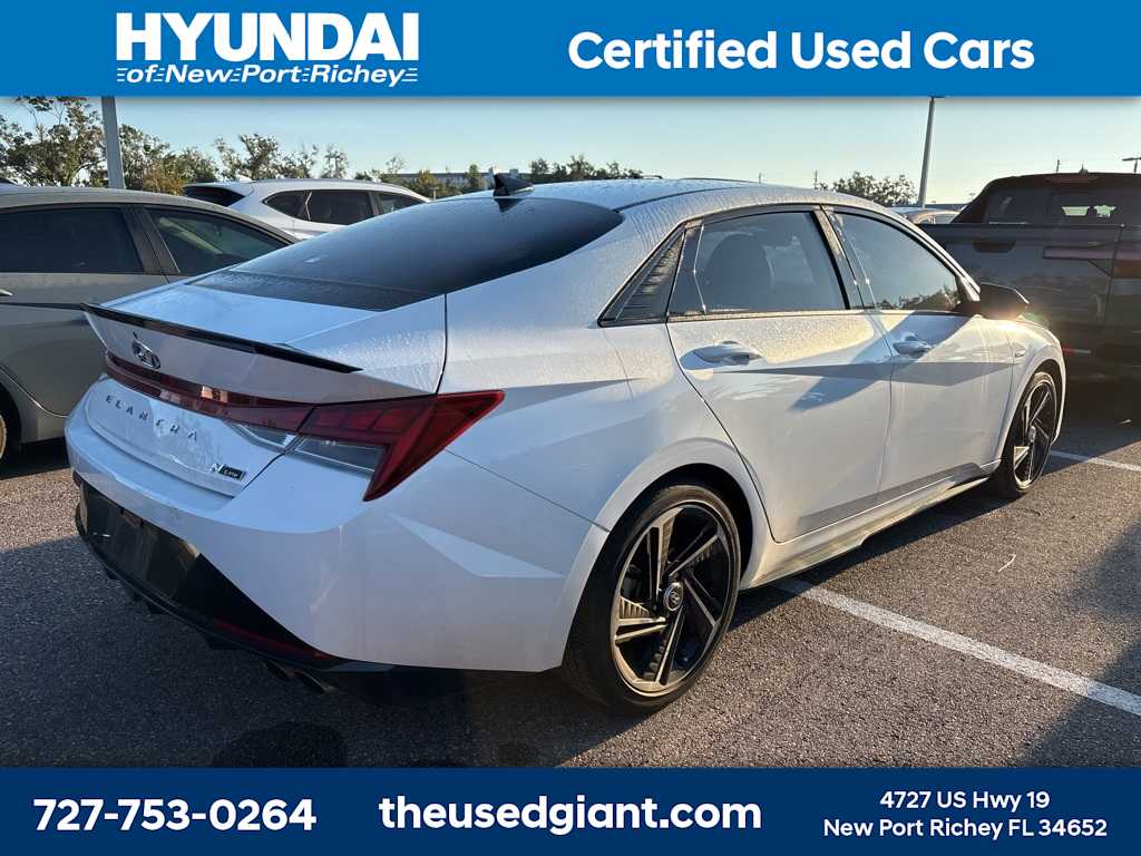 Thumbnail: 2023 Hyundai Elantra - 3