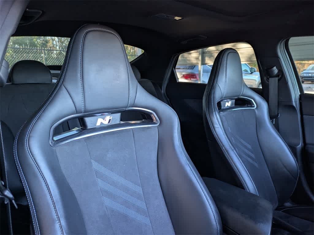 Thumbnail: 2023 Hyundai Elantra - 6