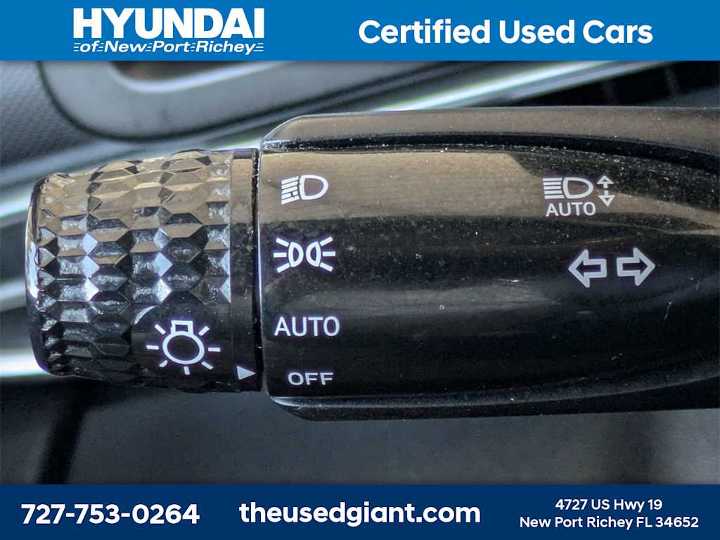 Thumbnail: 2021 Hyundai Elantra - 25