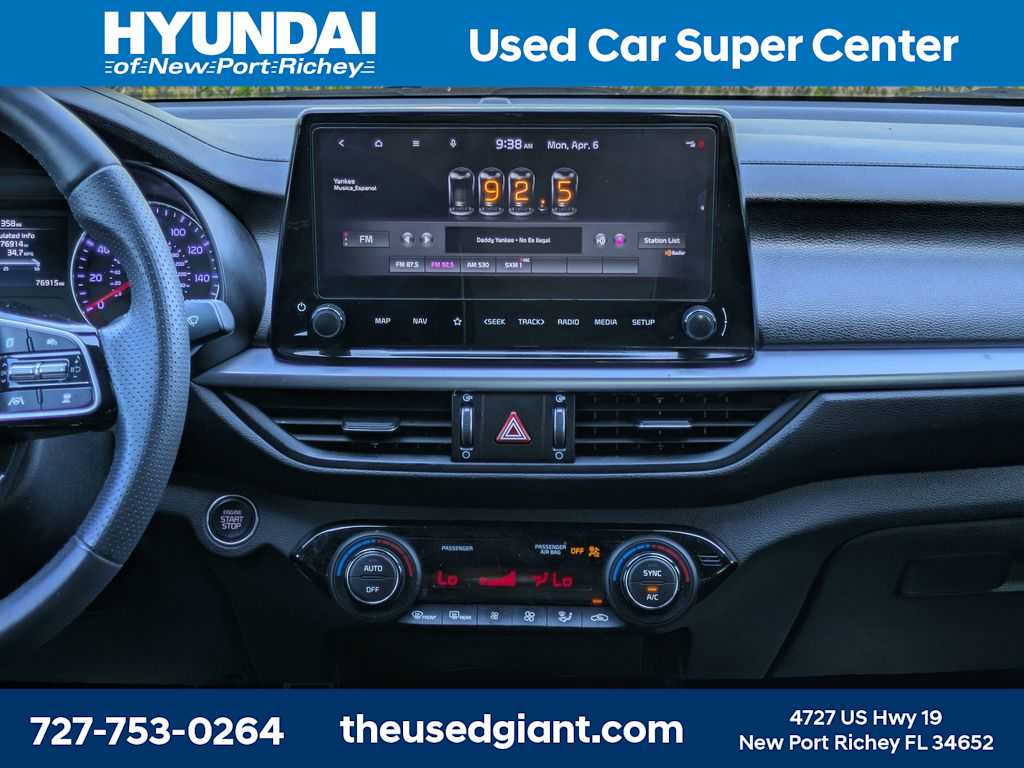 Thumbnail: 2022 Kia Forte - 18