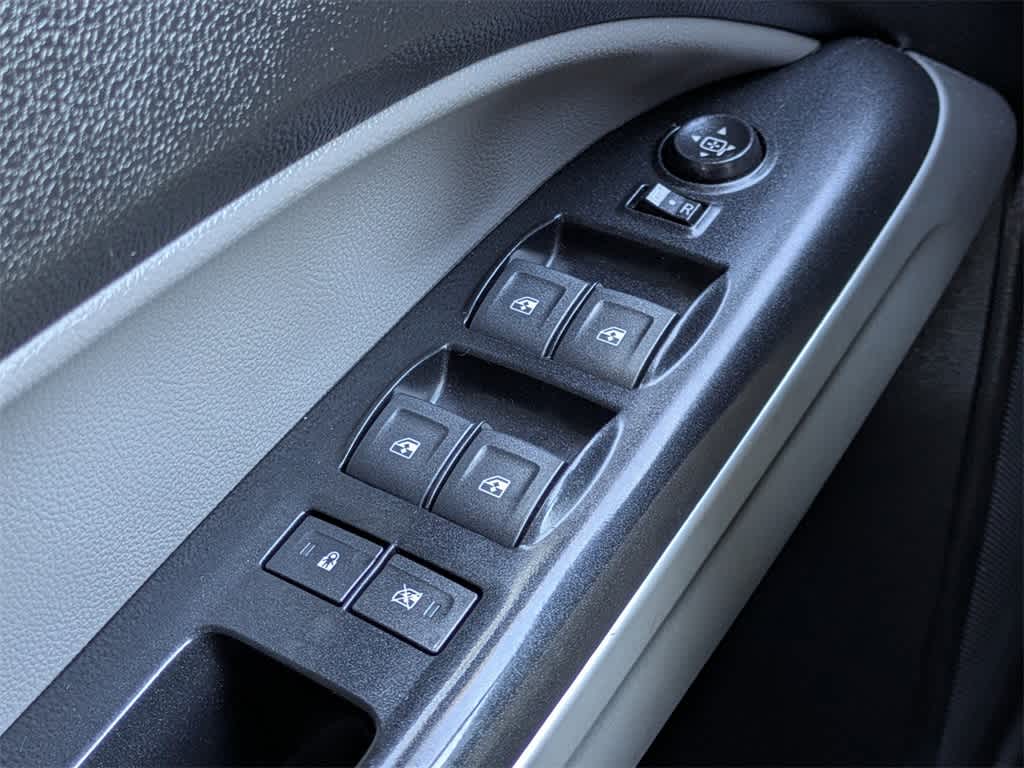 Thumbnail: 2019 Chevrolet Colorado - 25