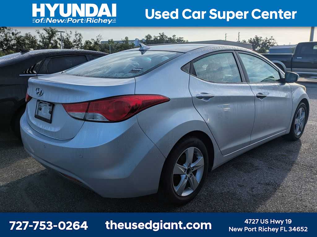 Thumbnail: 2011 Hyundai Elantra - 2