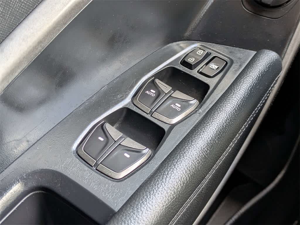 Thumbnail: 2016 Hyundai Santa Fe - 33