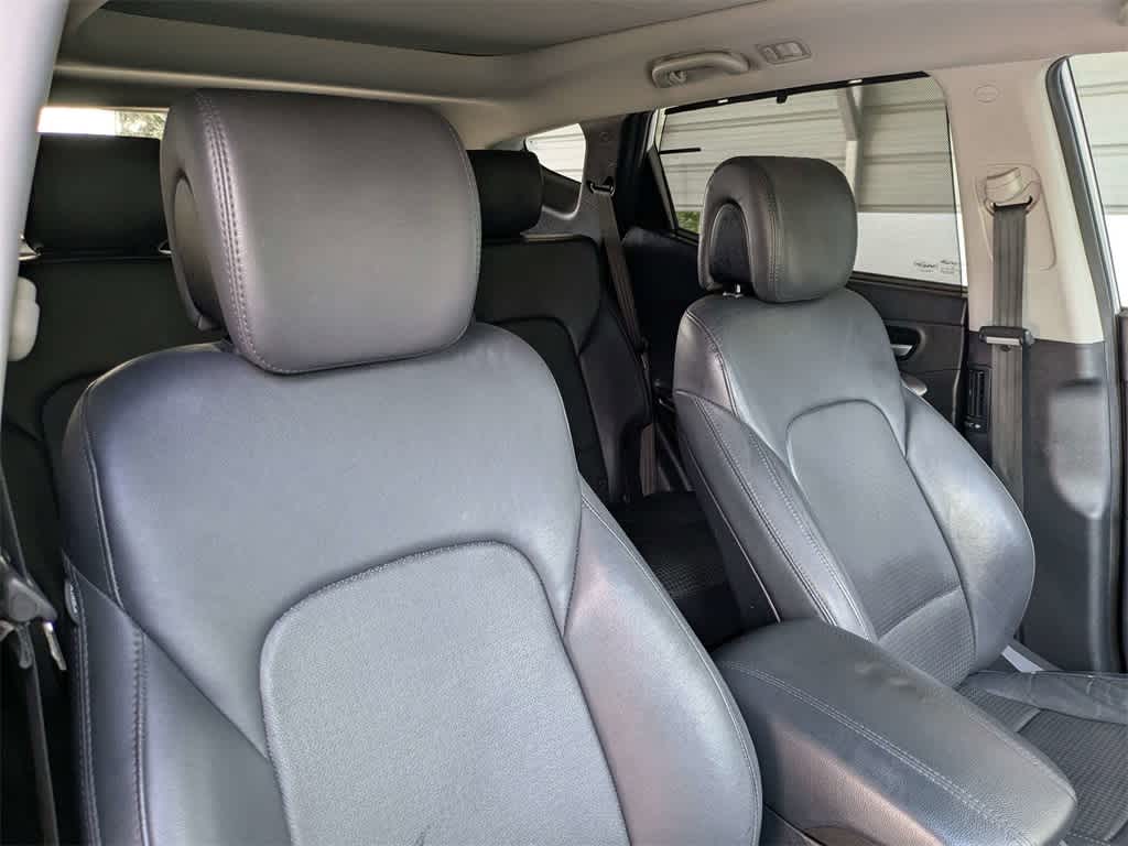 Thumbnail: 2016 Hyundai Santa Fe - 6