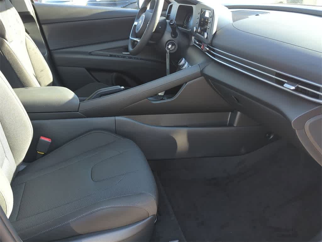 Thumbnail: 2026 Hyundai Elantra - 21