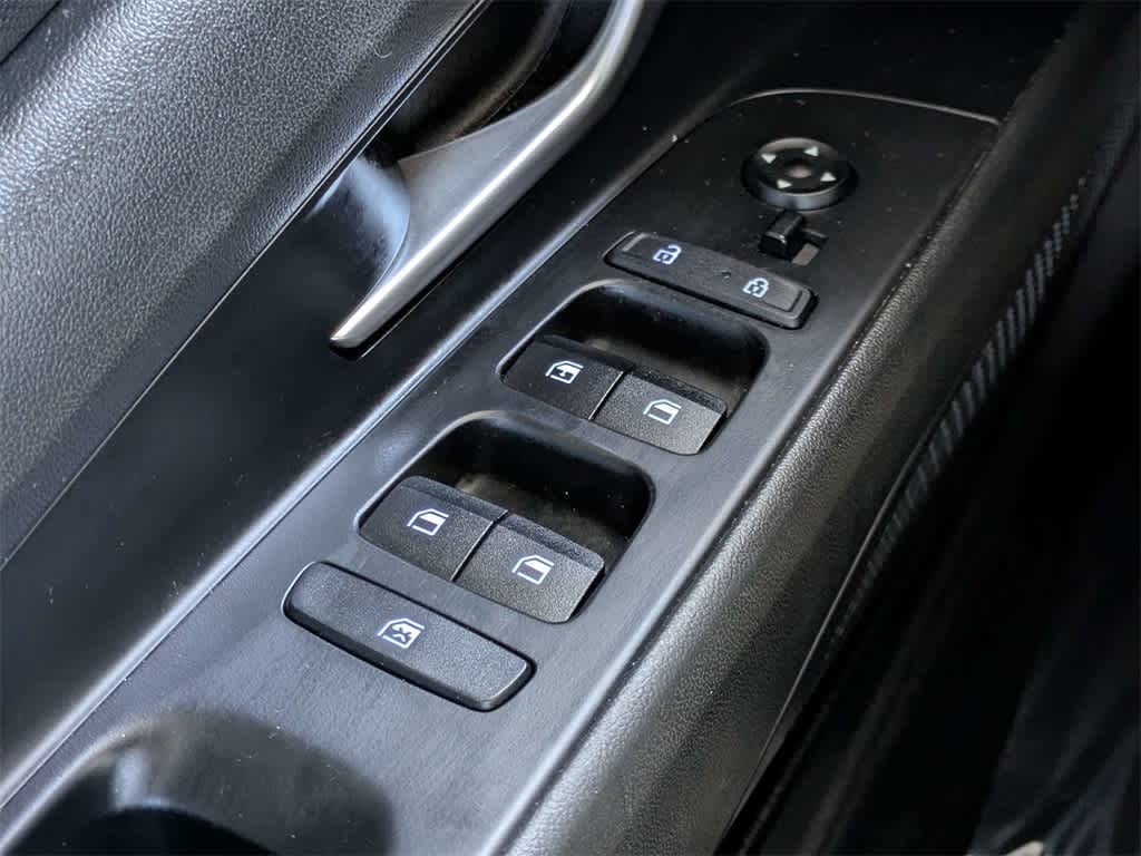 Thumbnail: 2021 Hyundai Elantra - 23