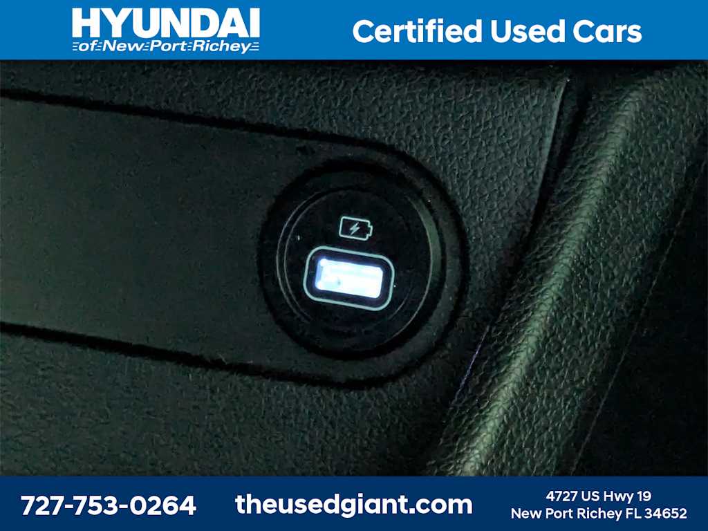 Thumbnail: 2023 Hyundai Santa Fe - 30