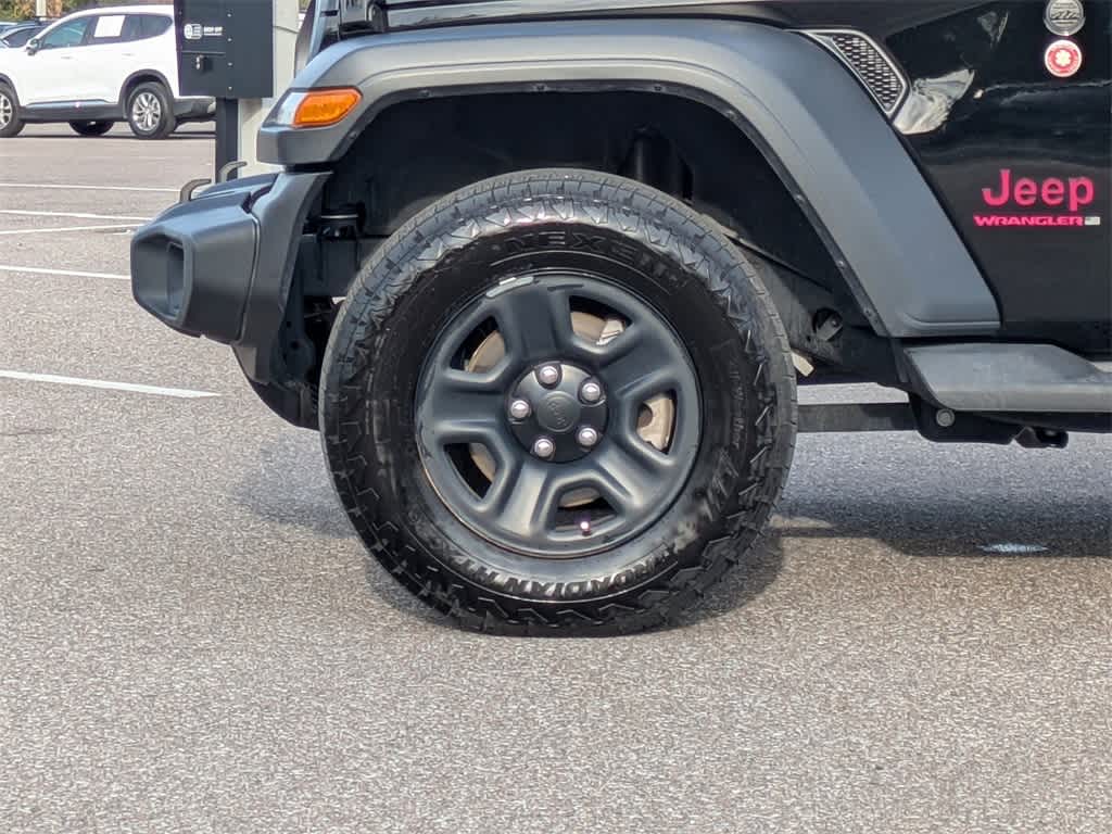 Thumbnail: 2025 Jeep Wrangler - 10