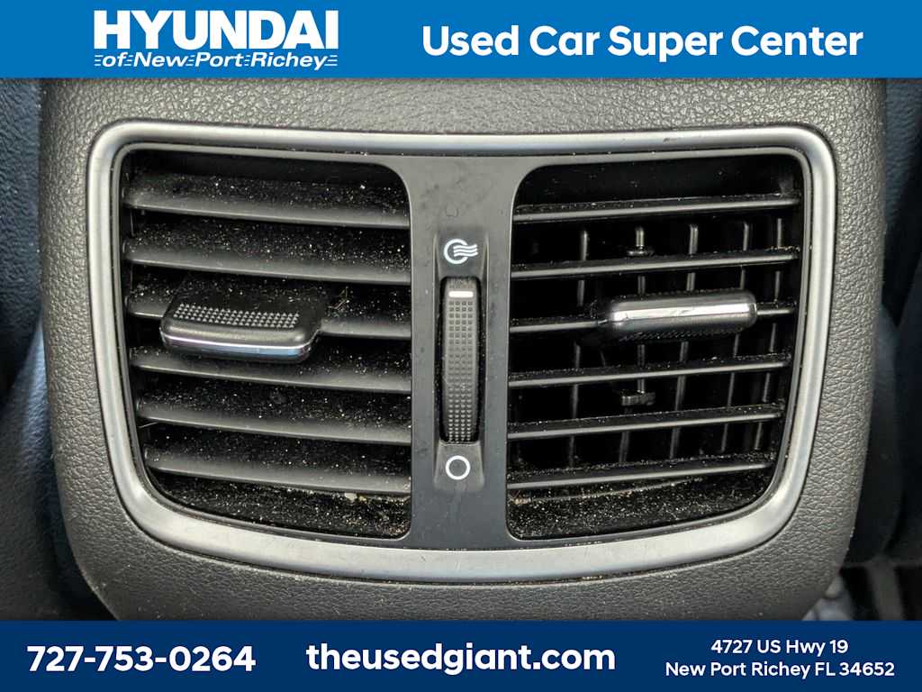 Thumbnail: 2017 Hyundai Tucson - 16