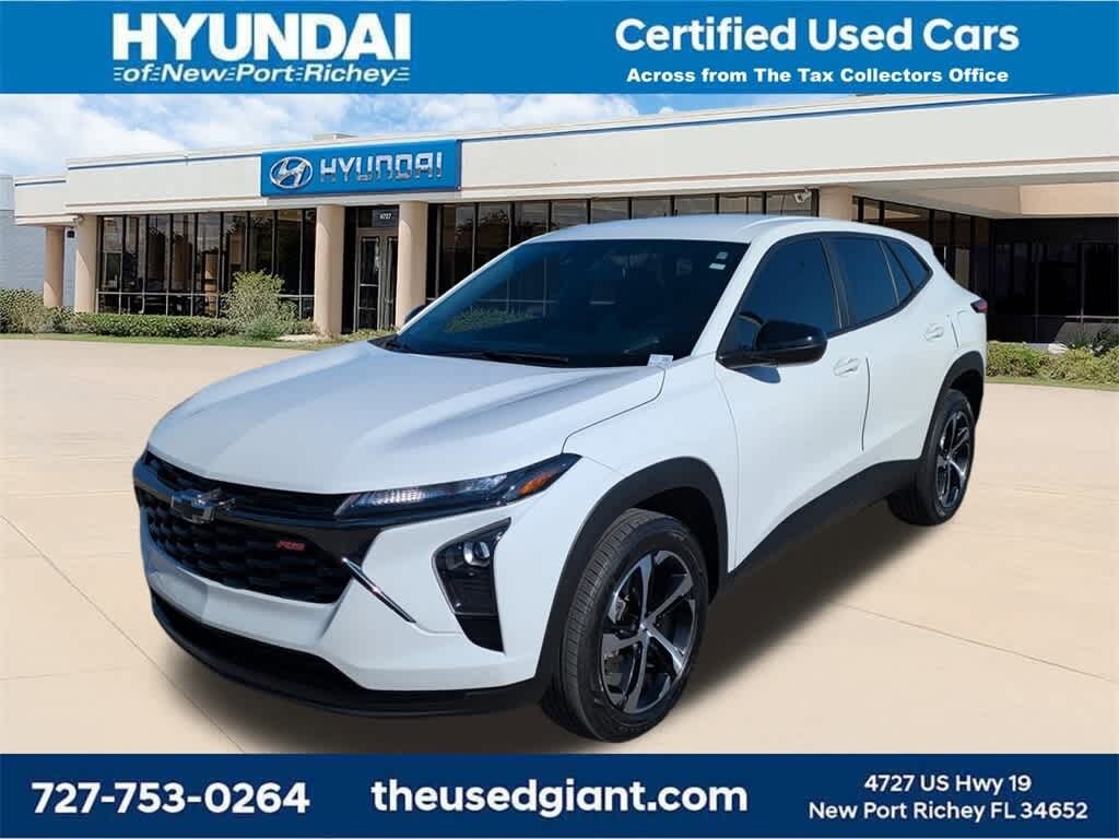 Used 2024 Chevrolet Trax 1RS SUV