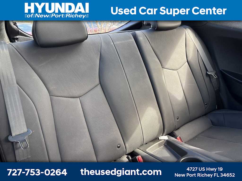 Thumbnail: 2015 Hyundai Veloster - 9