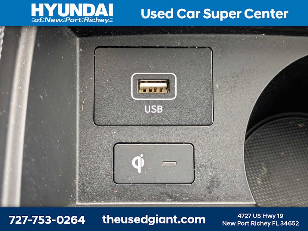 Thumbnail: 2023 Hyundai Santa Fe - 30