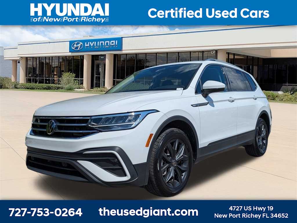 Thumbnail: 2024 Volkswagen Tiguan - 1
