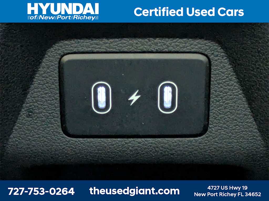 Thumbnail: 2024 Hyundai Venue - 15