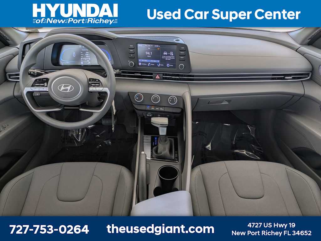 Thumbnail: 2025 Hyundai Elantra - 15