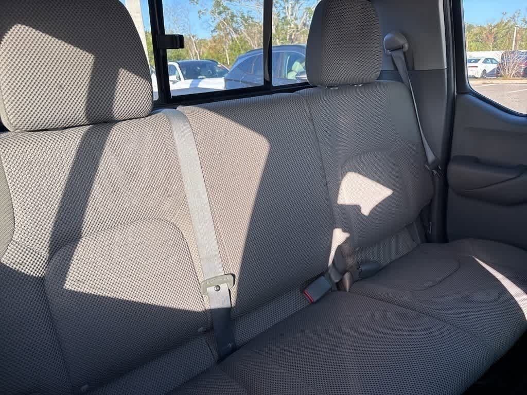 Thumbnail: 2015 Nissan Frontier - 10