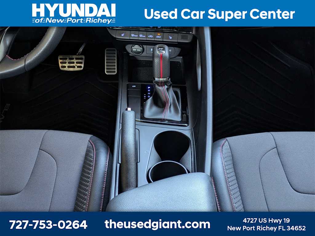 Thumbnail: 2024 Hyundai Elantra - 19