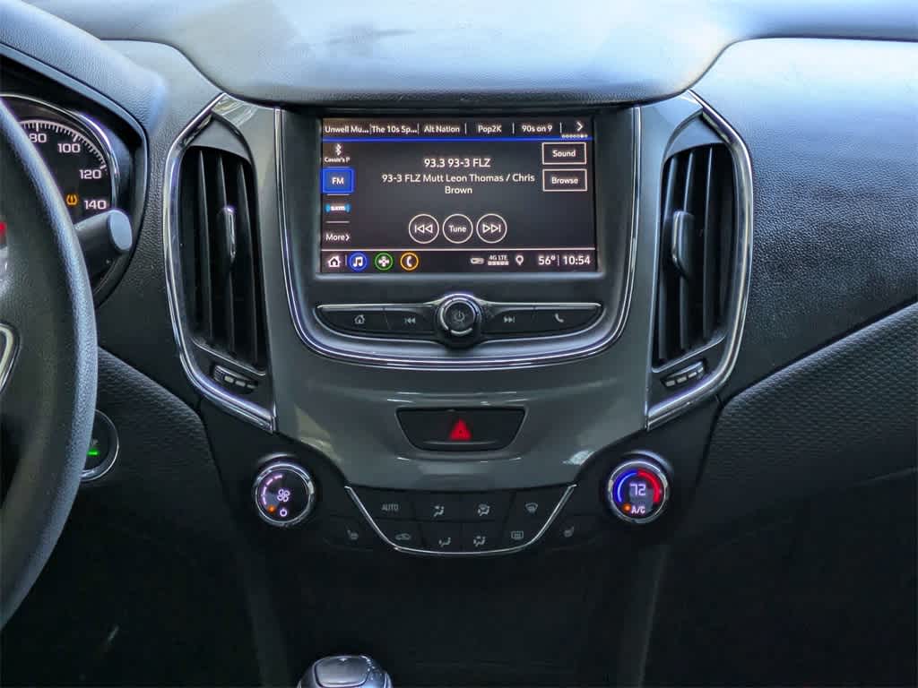 Thumbnail: 2019 Chevrolet Cruze - 19