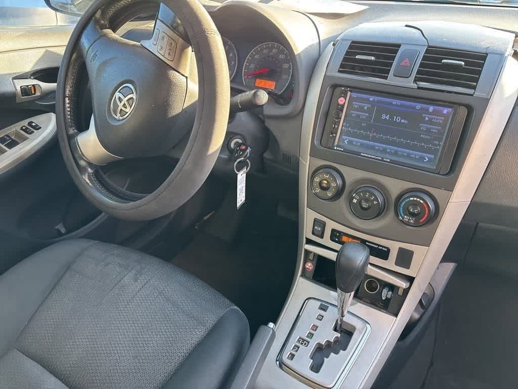 Thumbnail: 2010 Toyota Corolla - 7