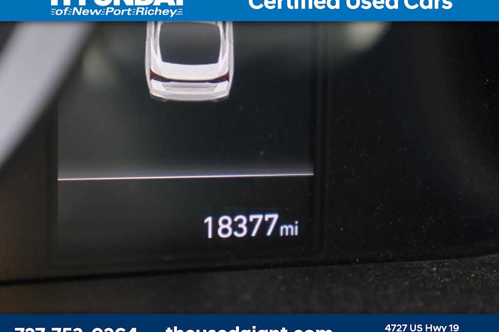 2023 Hyundai Elantra SE 13