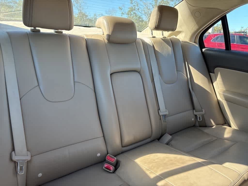 Thumbnail: 2012 Ford Fusion - 10