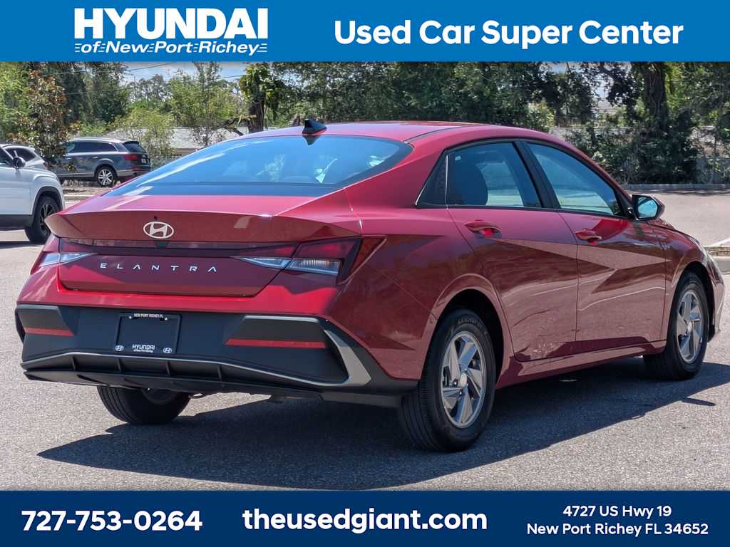 Thumbnail: 2025 Hyundai Elantra - 5