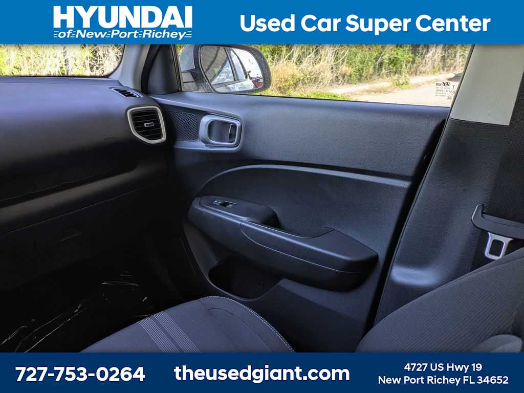 Thumbnail: 2024 Hyundai Venue - 18