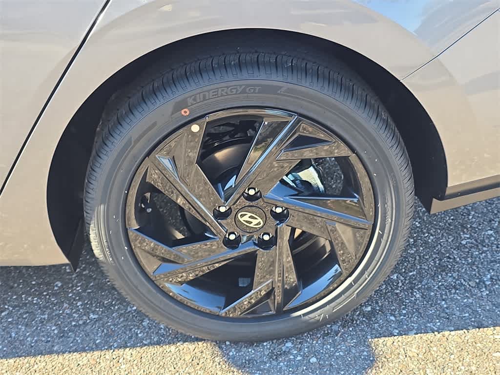 Thumbnail: 2026 Hyundai Elantra - 12