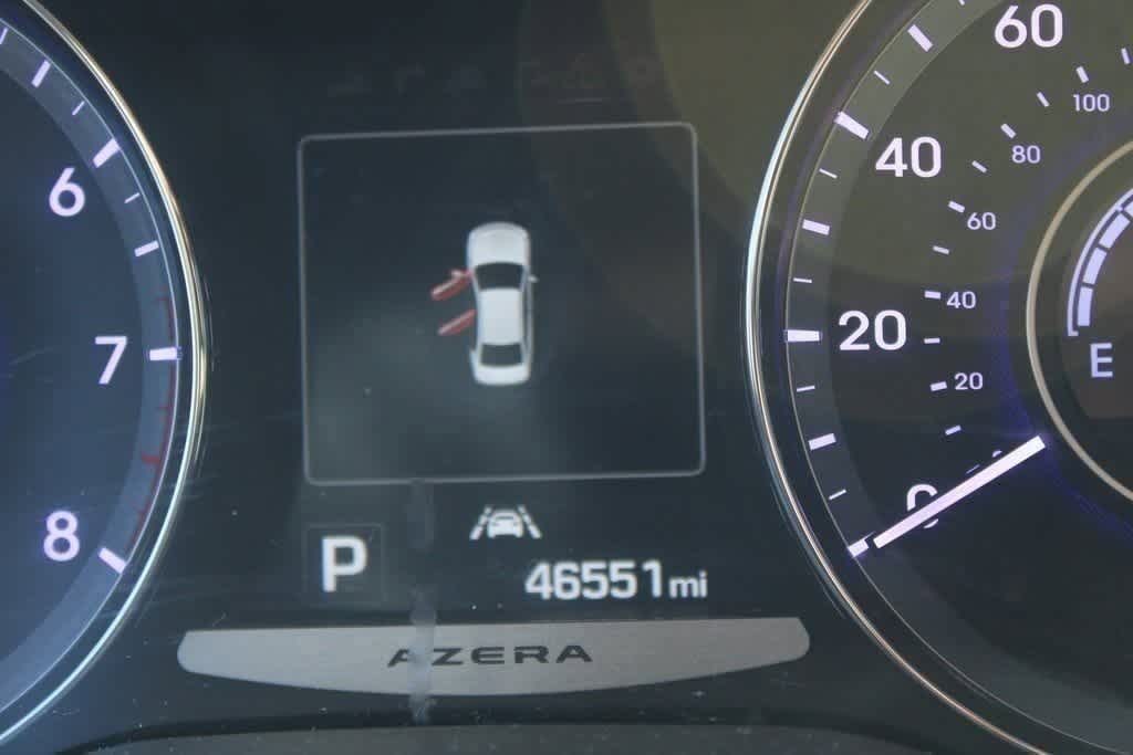 Thumbnail: 2016 Hyundai Azera - 12