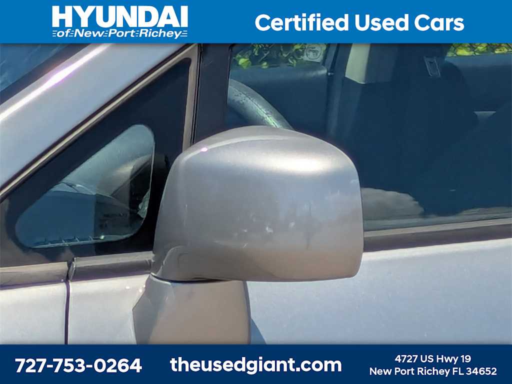 Thumbnail: 2012 Nissan Versa - 11