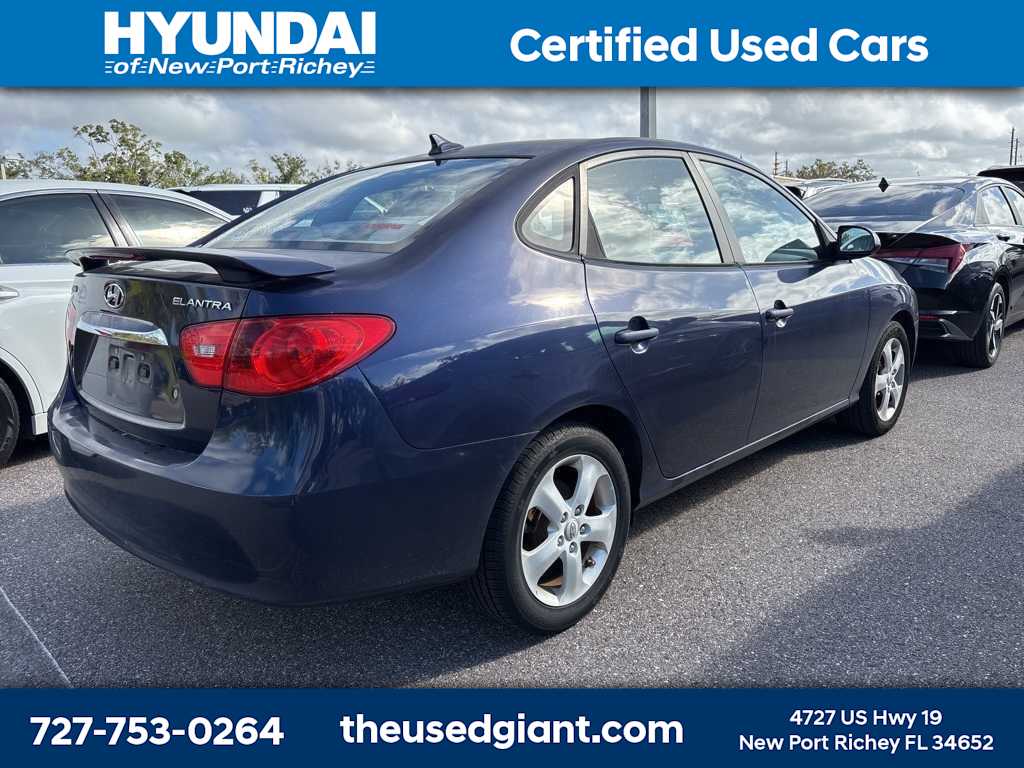 Thumbnail: 2010 Hyundai Elantra - 3