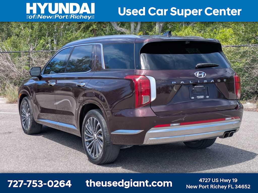 Thumbnail: 2023 Hyundai Palisade - 3