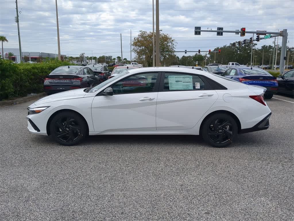 Thumbnail: 2026 Hyundai Elantra - 3