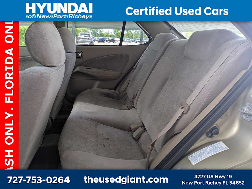 Thumbnail: 2003 Nissan Sentra - 12