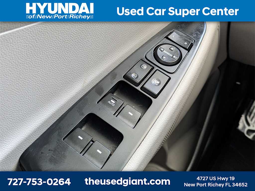 Thumbnail: 2018 Hyundai Tucson - 25