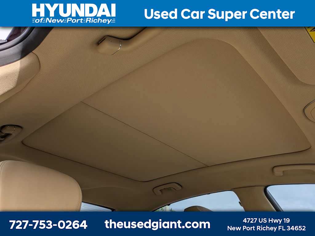 Thumbnail: 2016 Hyundai Genesis - 8