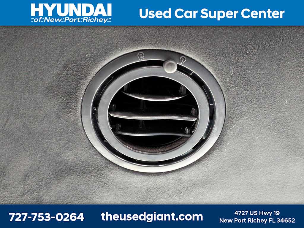 Thumbnail: 2023 Hyundai Palisade - 17