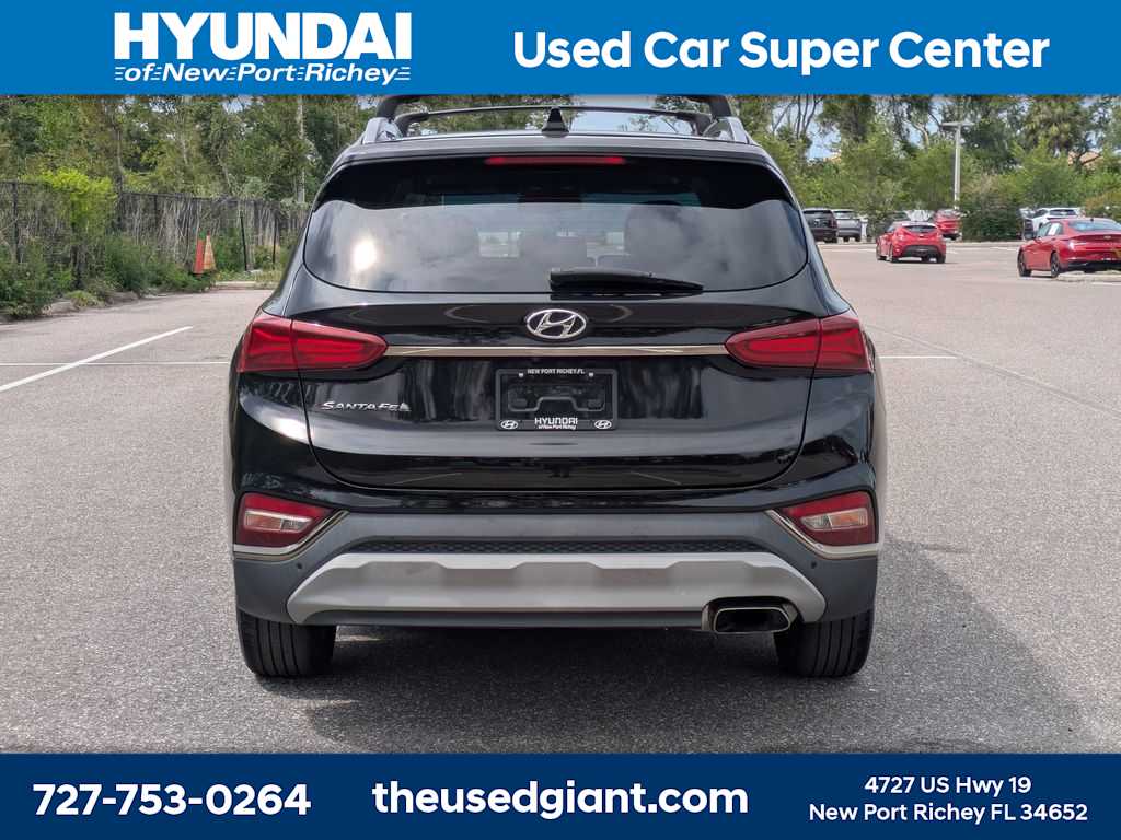 Thumbnail: 2020 Hyundai Santa Fe - 4