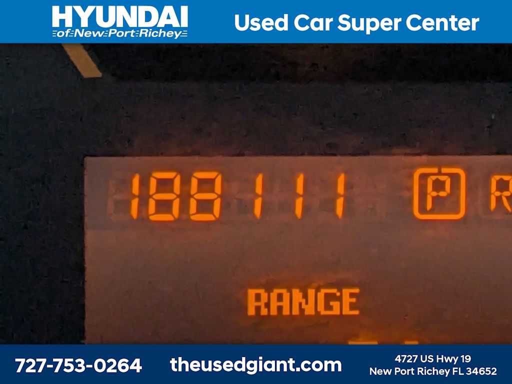 Thumbnail: 2014 Nissan Armada - 41