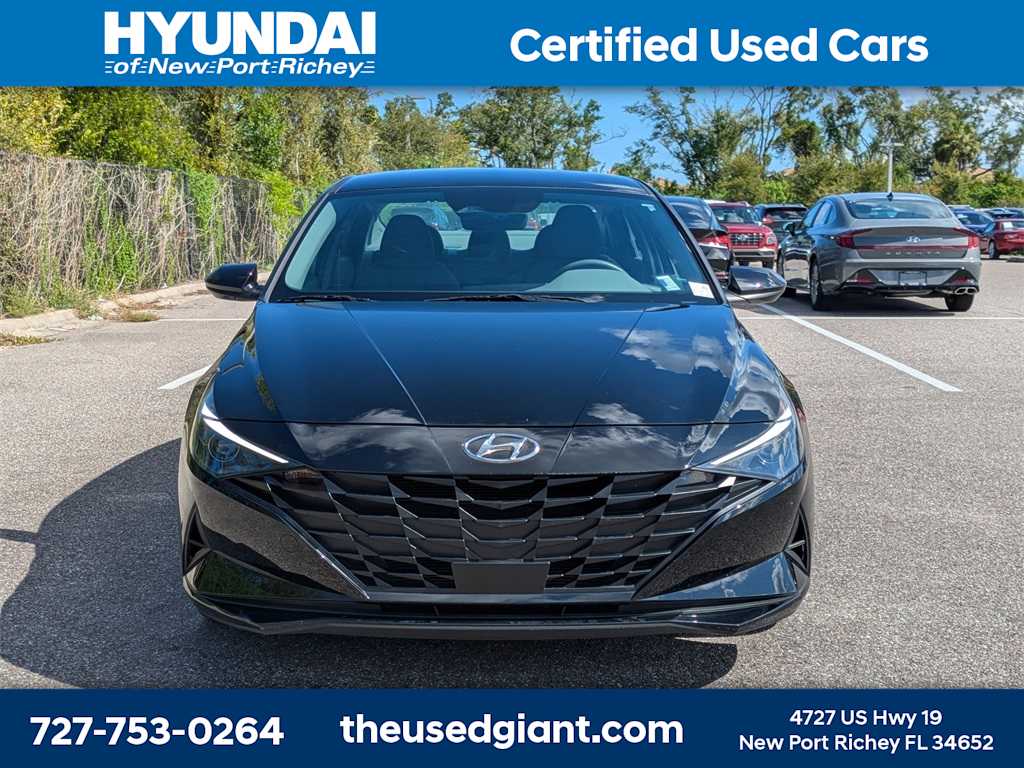 Thumbnail: 2023 Hyundai Elantra - 8