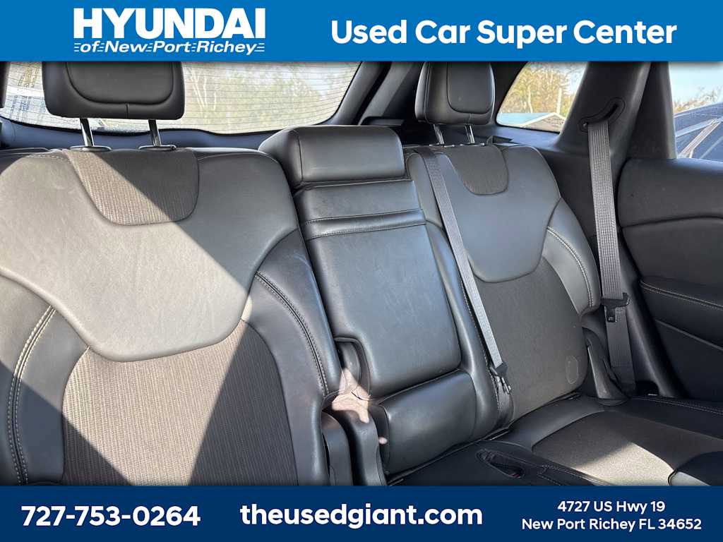 Thumbnail: 2018 Jeep Cherokee - 10