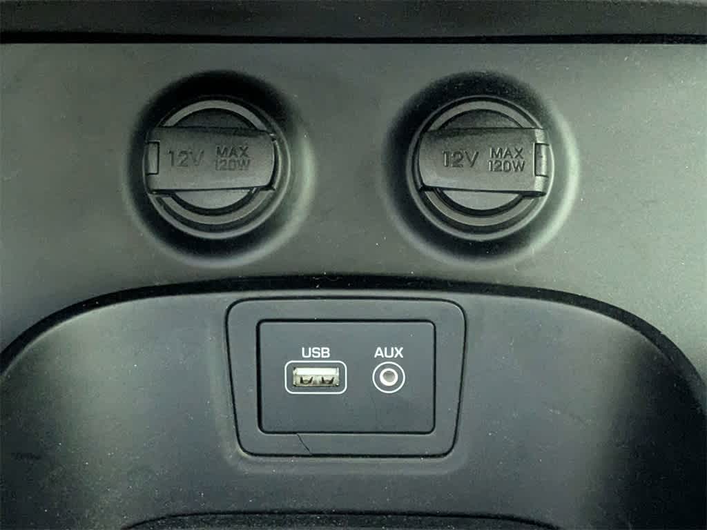 Thumbnail: 2017 Hyundai Santa Fe - 25