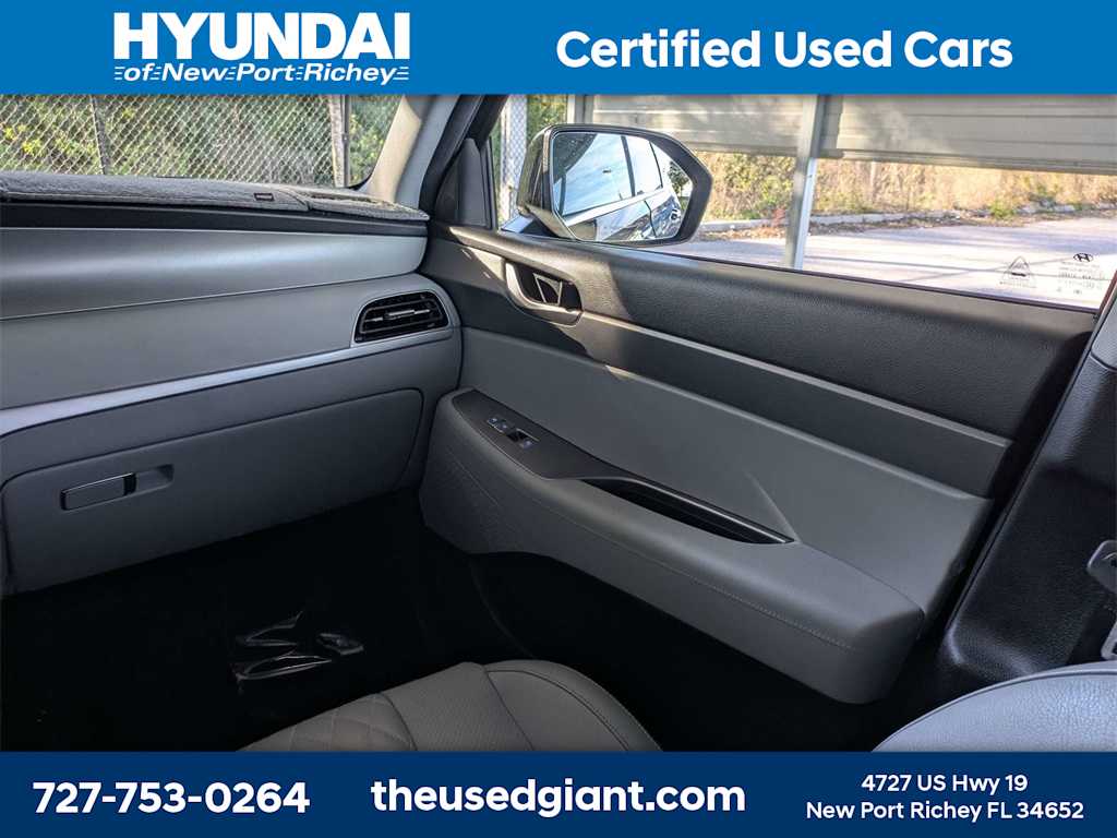 Thumbnail: 2022 Hyundai Palisade - 22