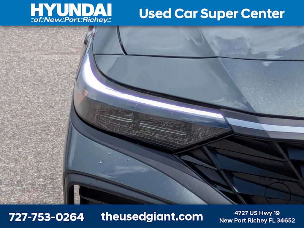 Thumbnail: 2025 Hyundai Elantra - 9