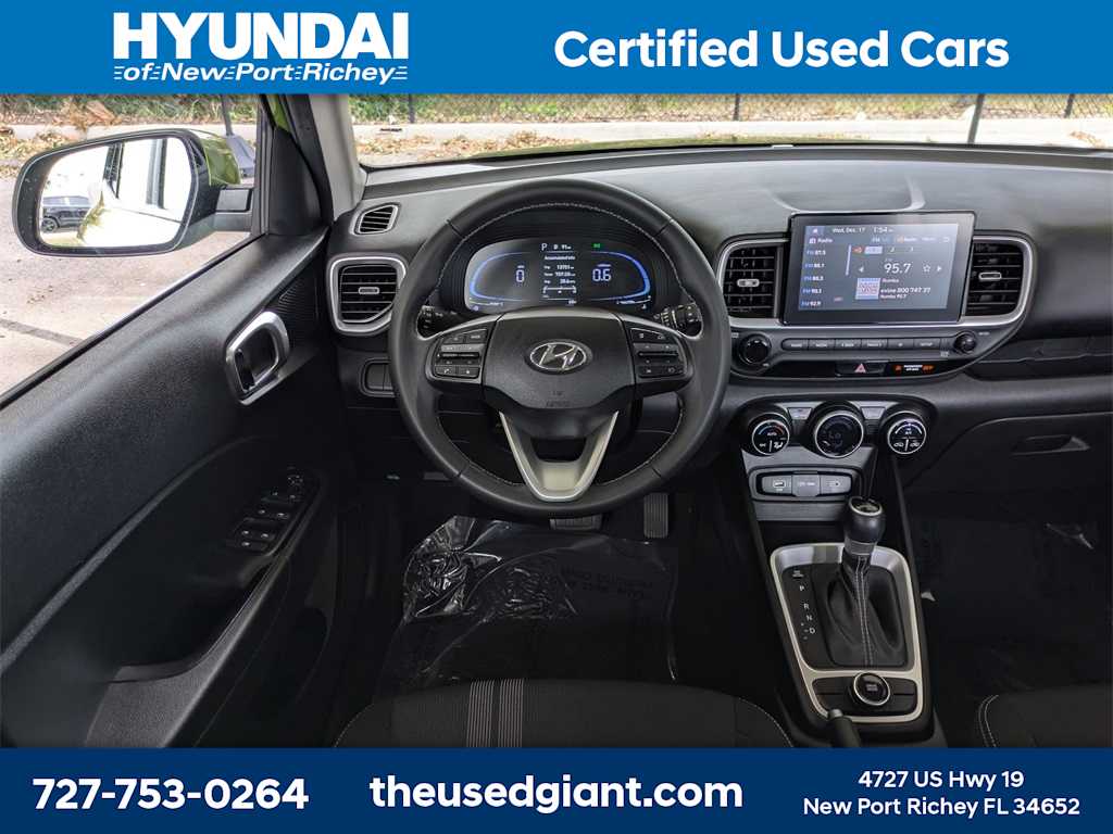 Thumbnail: 2024 Hyundai Venue - 17