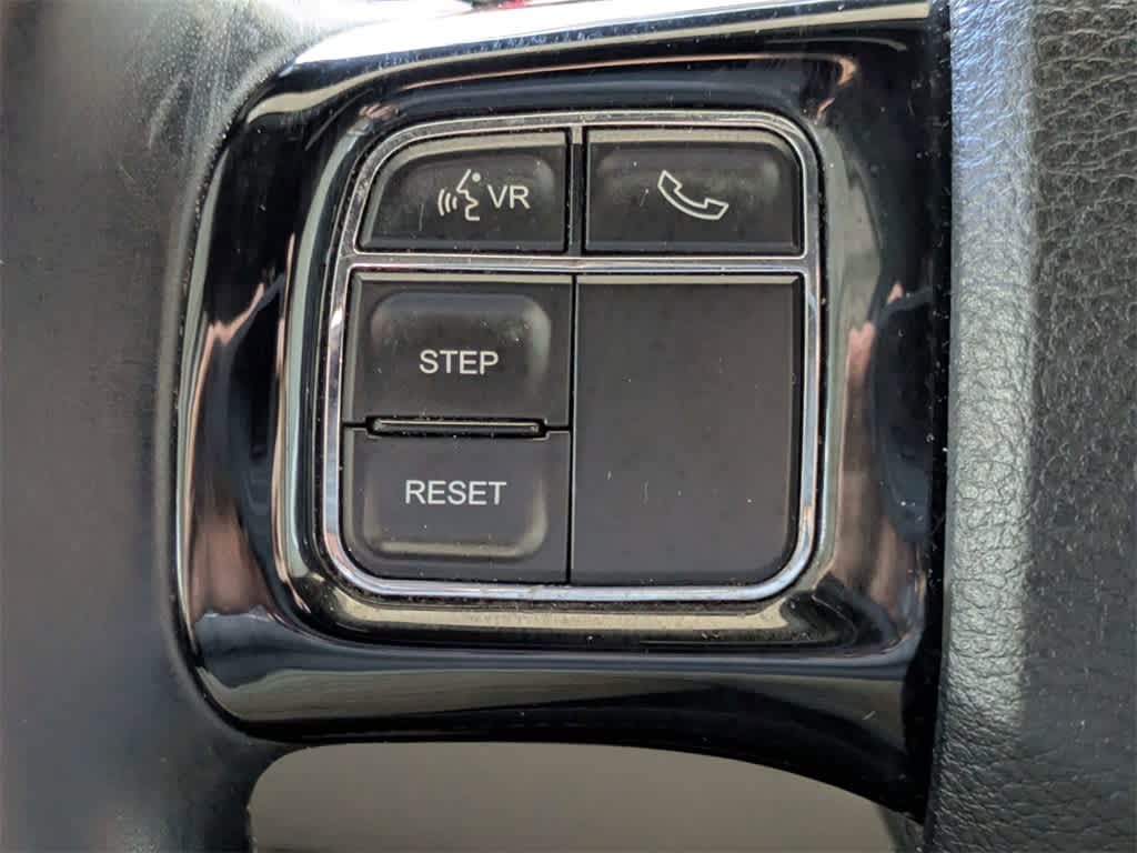 Thumbnail: 2018 Dodge Grand Caravan - 31