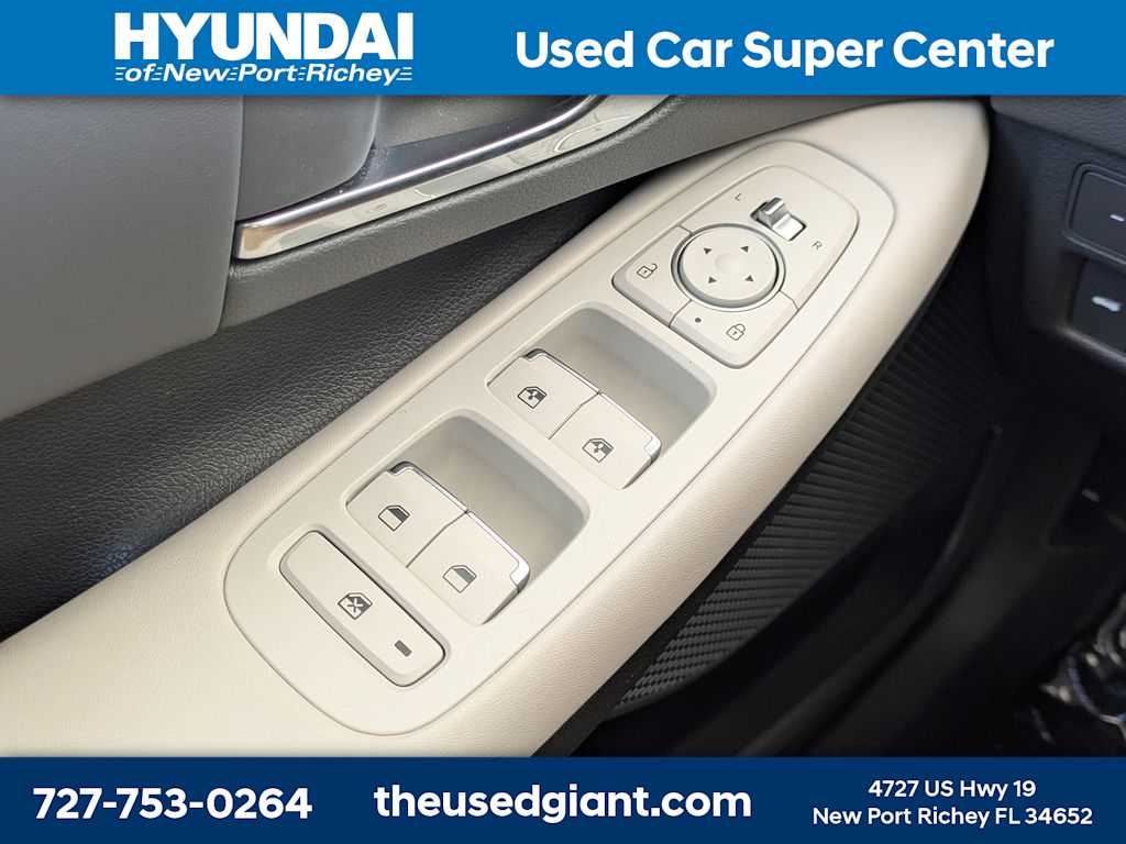 Thumbnail: 2023 Hyundai Sonata - 27
