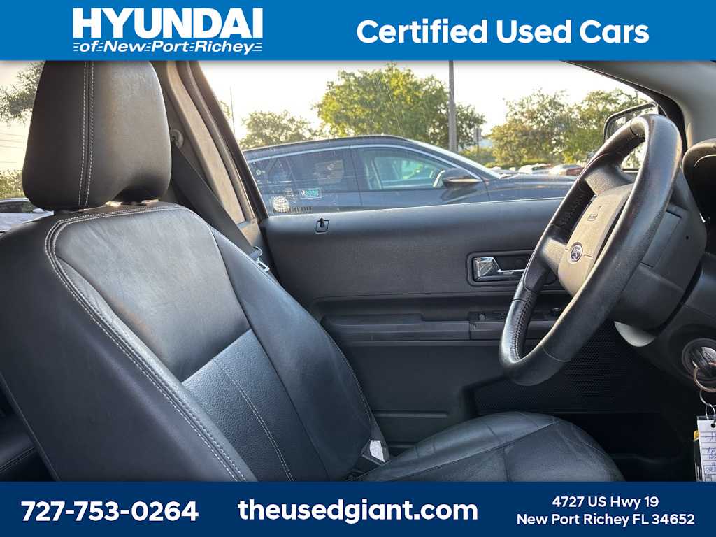 Thumbnail: 2010 Ford Edge - 8
