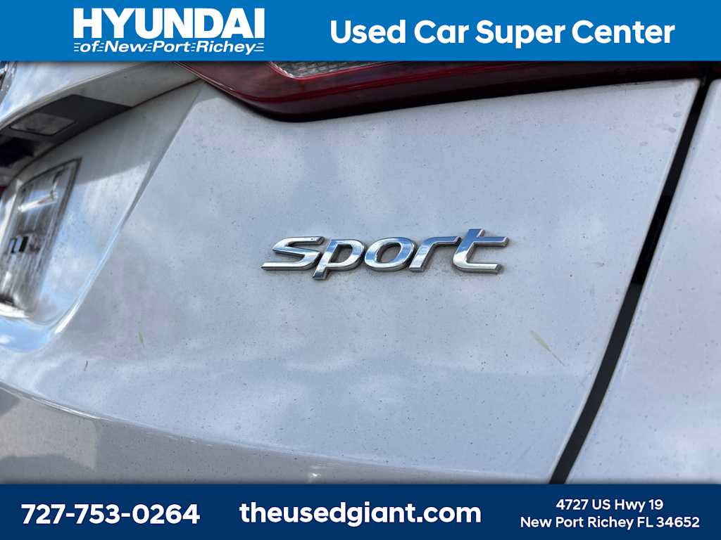 Thumbnail: 2018 Hyundai Santa Fe - 5