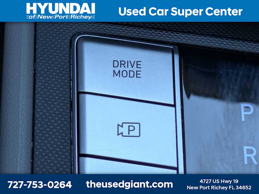 Thumbnail: 2025 Hyundai Elantra - 25